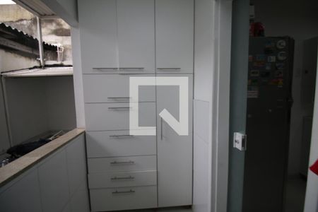 Casa para alugar com 83m², 4 quartos e 1 vagaÁrea de Serviço