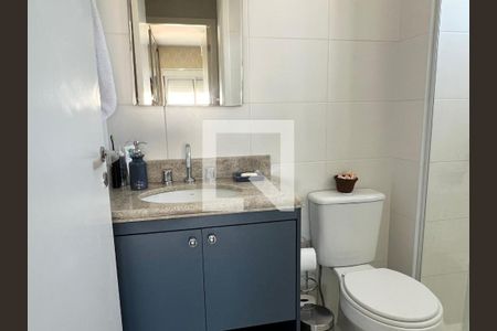 Apartamento à venda com 96m², 3 quartos e 2 vagas Apartamento à venda com 96m², 3 quartos e 2 vagasBanheiro
