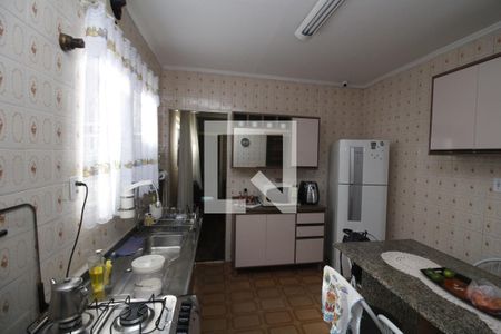 Casa à venda com 200m², 3 quartos e 2 vagasCozinha