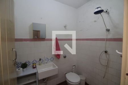 Casa à venda com 200m², 3 quartos e 2 vagasBanheiro de serviço