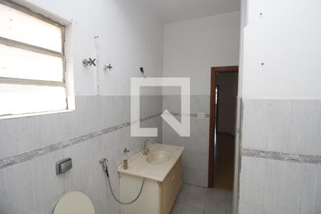 Apartamento para alugar com 130m², 3 quartos e sem vagaBanheiro