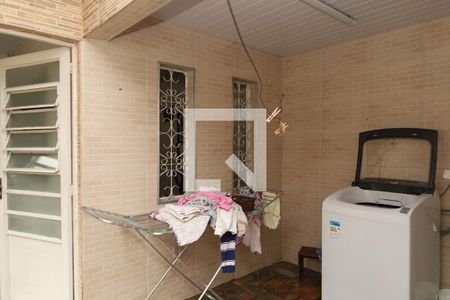 Casa à venda com 230m², 3 quartos e 2 vagasÁrea de Serviço 2