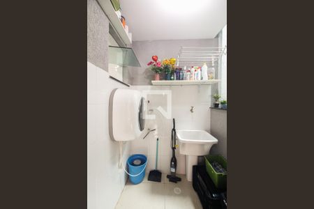 Apartamento à venda com 44m², 2 quartos e sem vaga Apartamento à venda com 44m², 2 quartos e sem vagaÁrea de Serviço