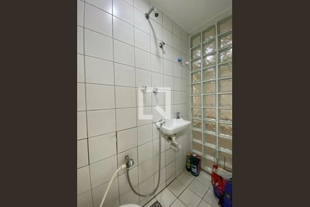 Apartamento à venda com 104m², 2 quartos e 1 vagaBanheiro de serviço