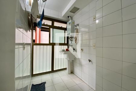 Apartamento à venda com 104m², 2 quartos e 1 vagaÁrea de Serviço