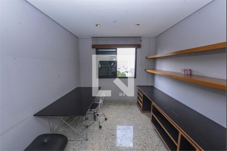 Apartamento à venda com 3 quartos, 209m² em Sion, Belo Horizonte