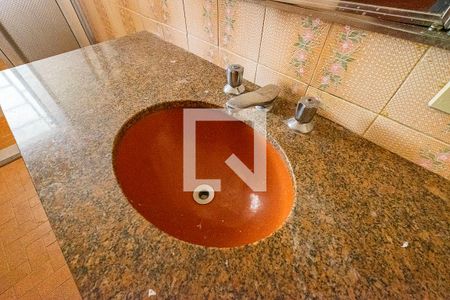 Casa à venda com 385m², 3 quartos e 3 vagasBanheiro