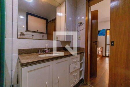 Apartamento para alugar com 185m², 4 quartos e 4 vagasBanheiro da Suíte 1