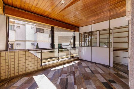 Apartamento para alugar com 185m², 4 quartos e 4 vagasVaranda da Suíte e Quarto 1