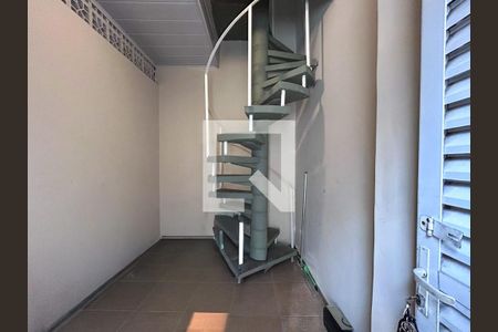 Área de Serviço de kitnet/studio para alugar com 1 quarto, 32m² em Vila Santana, São Paulo