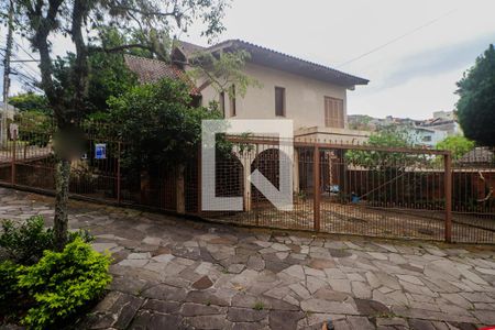 Casa à venda com 200m², 3 quartos e 2 vagasFachada