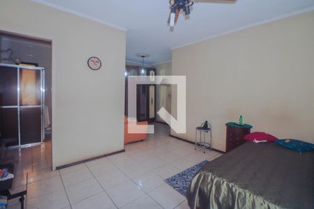 Casa à venda com 200m², 3 quartos e 2 vagasSuíte