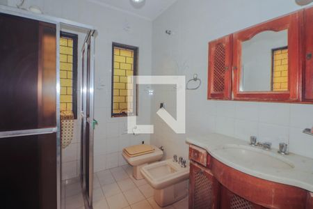 Casa à venda com 200m², 3 quartos e 2 vagasBanheiro da Suíte