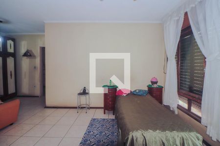 Casa à venda com 200m², 3 quartos e 2 vagasSuíte