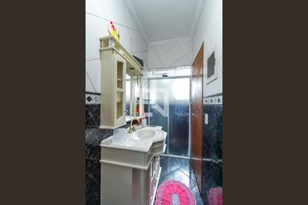 Casa à venda com 386m², 3 quartos e 2 vagasBanheiro da Suíte 1