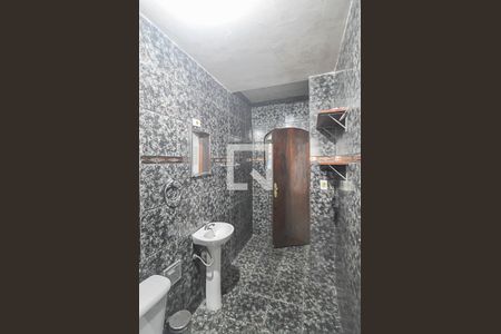 Casa à venda com 386m², 3 quartos e 2 vagasBanheiro - Casa 2