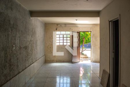 Casa à venda com 300m², 5 quartos e sem vagaEdícula