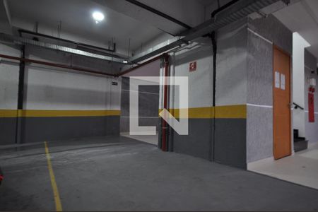 Garagem de apartamento para alugar com 2 quartos, 37m² em Vila Nelson, São Paulo