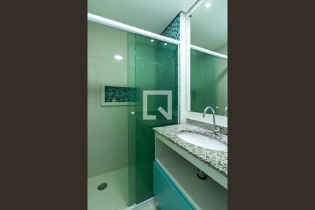 Apartamento à venda com 64m², 2 quartos e 1 vaga Apartamento à venda com 64m², 2 quartos e 1 vagaBanheiro Corredor