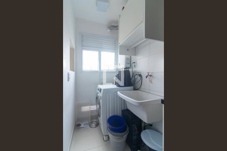 Apartamento à venda com 64m², 2 quartos e 1 vaga Apartamento à venda com 64m², 2 quartos e 1 vagaÁrea de Serviço