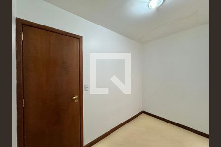 Apartamento à venda com 110m², 3 quartos e 2 vagasQuarto 2 (Reversível)