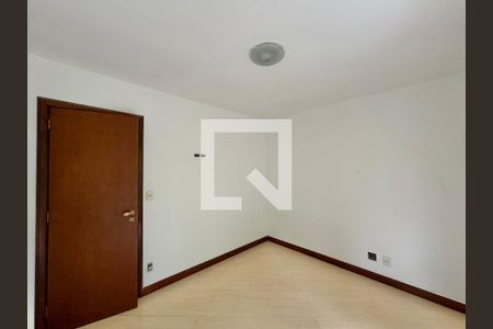Apartamento à venda com 110m², 3 quartos e 2 vagasQuarto 1