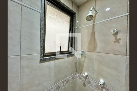 Apartamento à venda com 110m², 3 quartos e 2 vagasSuíte - Banheiro