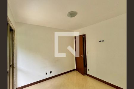 Apartamento à venda com 110m², 3 quartos e 2 vagasQuarto 1