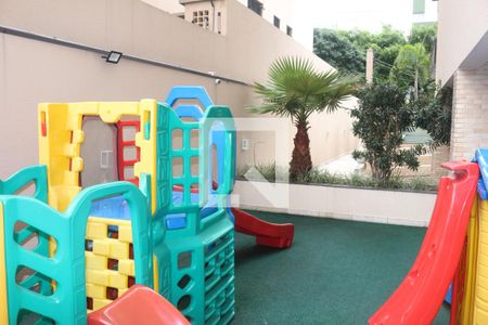 Apartamento à venda com 243m², 3 quartos e 4 vagasÁrea comum - Playground