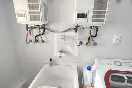 Apartamento à venda com 243m², 3 quartos e 4 vagas Apartamento à venda com 243m², 3 quartos e 4 vagasÁrea de Serviço