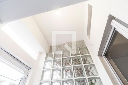 Studio para alugar com 30m², 1 quarto e sem vaga Studio para alugar com 30m², 1 quarto e sem vagaBanheiro