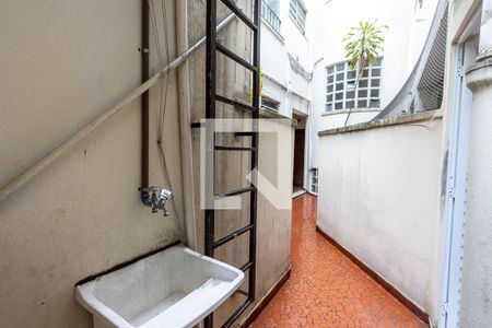 Studio para alugar com 30m², 1 quarto e sem vaga Studio para alugar com 30m², 1 quarto e sem vagaÁrea de serviço