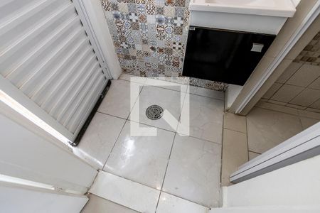 Studio para alugar com 30m², 1 quarto e sem vaga Studio para alugar com 30m², 1 quarto e sem vagaBanheiro