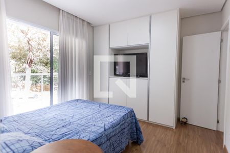 suite 1 de casa de condomínio à venda com 5 quartos, 335m² em Retiro do Chalé, Brumadinho