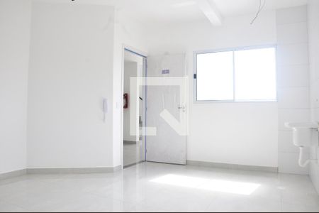 Sala / Cozinha / Área de Serviço de apartamento para alugar com 1 quarto, 34m² em Vila Mangalot, São Paulo