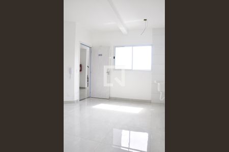 Sala / Cozinha / Área de Serviço de apartamento para alugar com 1 quarto, 34m² em Vila Mangalot, São Paulo