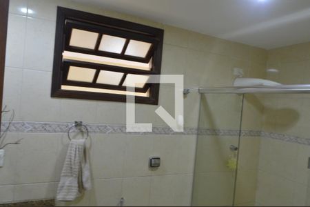 Casa de condomínio à venda com 360m², 3 quartos e 2 vagasBanheiro 1