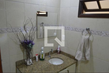 Casa de condomínio à venda com 360m², 3 quartos e 2 vagasBanheiro 1