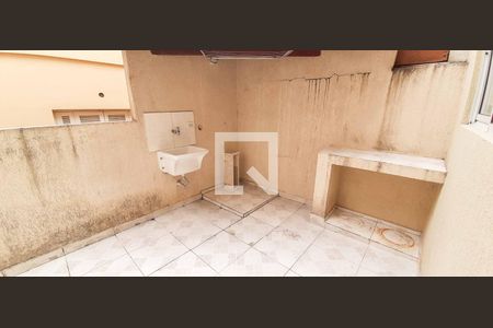 Casa para alugar com 70m², 2 quartos e 1 vaga Casa para alugar com 70m², 2 quartos e 1 vagaÁrea de Serviço