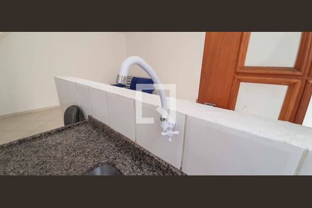 Casa para alugar com 70m², 2 quartos e 1 vaga Casa para alugar com 70m², 2 quartos e 1 vagaCozinha