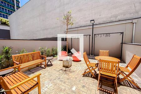 Apartamento à venda com 24m², 1 quarto e sem vagaÁrea comum