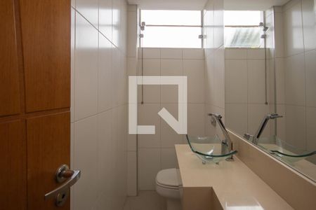 Casa para alugar com 280m², 5 quartos e 3 vagasLavabo