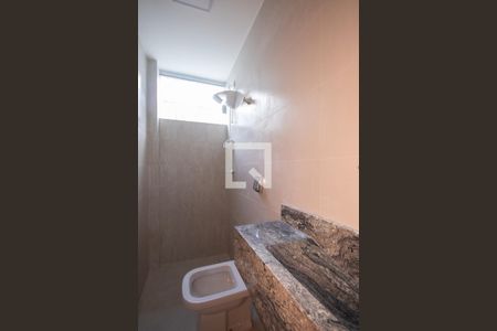 Casa para alugar com 280m², 5 quartos e 3 vagasBanheiro 5