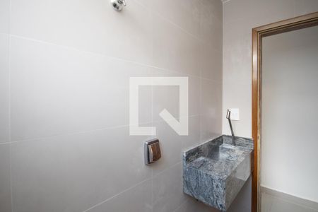 Casa para alugar com 280m², 5 quartos e 3 vagasBanheiro 5