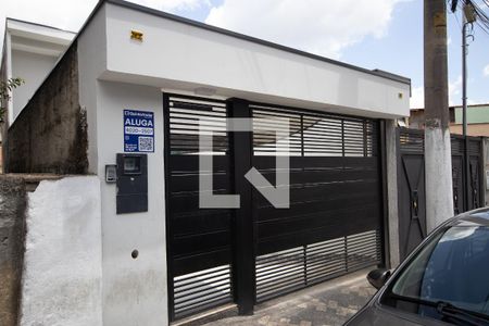 Casa para alugar com 280m², 5 quartos e 3 vagasFachada