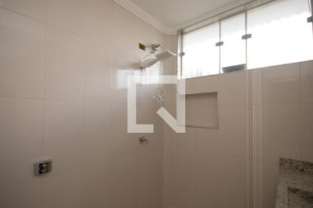 Casa para alugar com 280m², 5 quartos e 3 vagasBanheiro 2