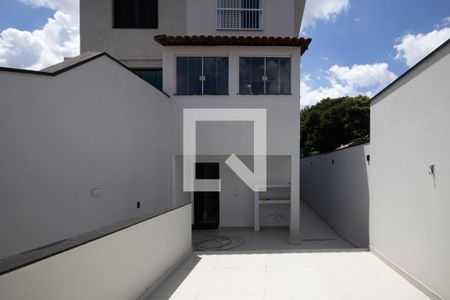 Casa para alugar com 280m², 5 quartos e 3 vagasQuintal
