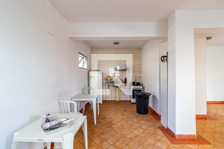 Apartamento para alugar com 56m², 2 quartos e 1 vaga Apartamento para alugar com 56m², 2 quartos e 1 vagaÁrea comum - Salão de festas