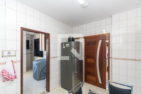 Apartamento à venda com 104m², 3 quartos e 1 vaga Apartamento à venda com 104m², 3 quartos e 1 vagaCozinha