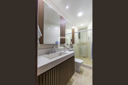 Apartamento à venda com 104m², 3 quartos e 1 vaga Apartamento à venda com 104m², 3 quartos e 1 vagaBanheiro da Suíte